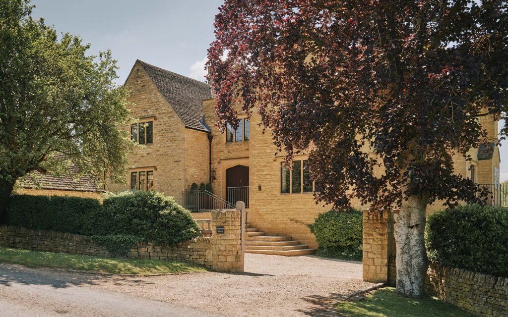 Elkstones Luxury Country Villa Cotswolds UK 36