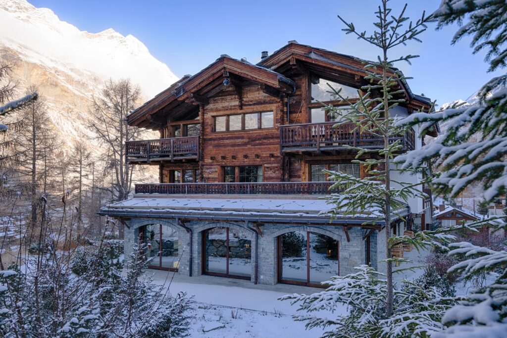 000 Chalet Kemaura Zermatt Exterior Winter