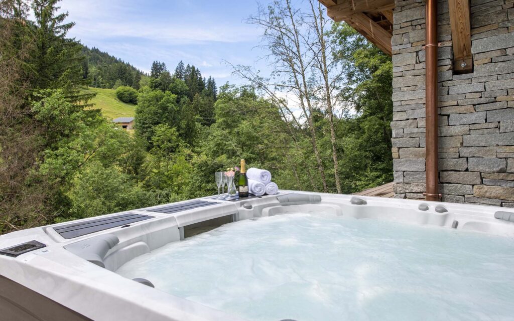 Chalet Cascades Luxury Ski Chalet Morzine France 4