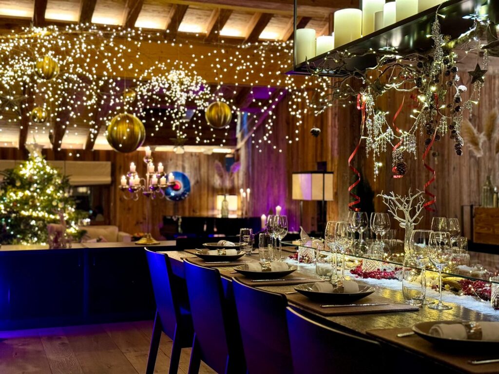Chalet Les Anges Christmas Dining