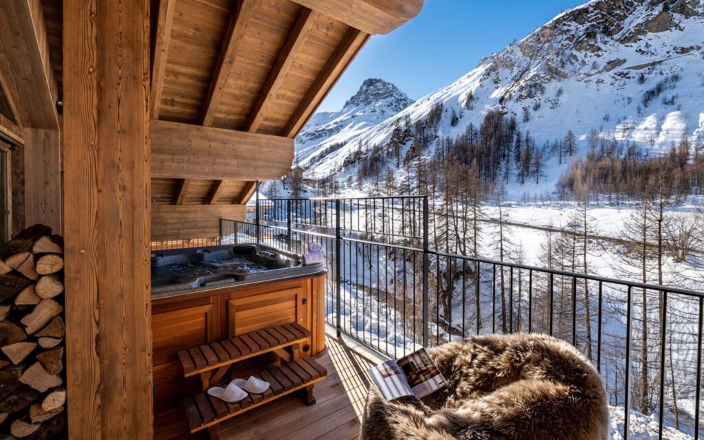 Alpine lodge