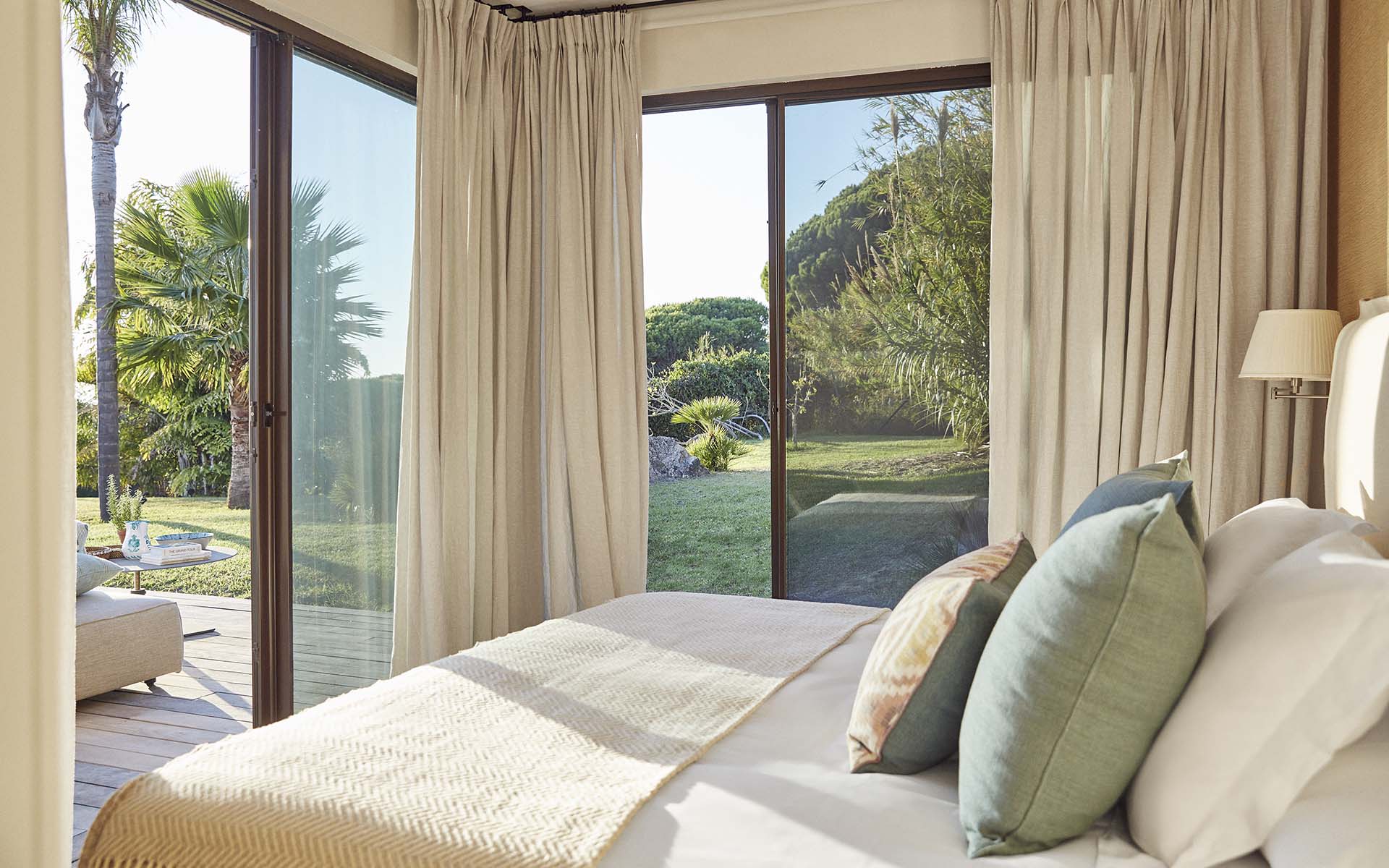 Villa Punta Paloma, Tarifa