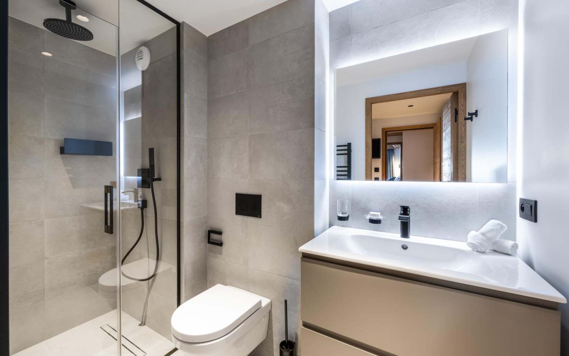 Falcon Lodge Apartment E1, Méribel