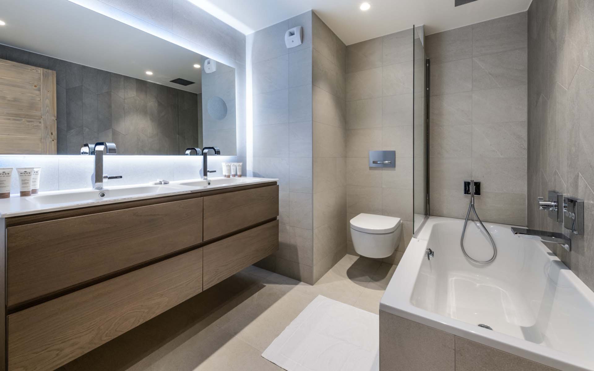 Vail Lodge Apartment A11, Val d’Isère