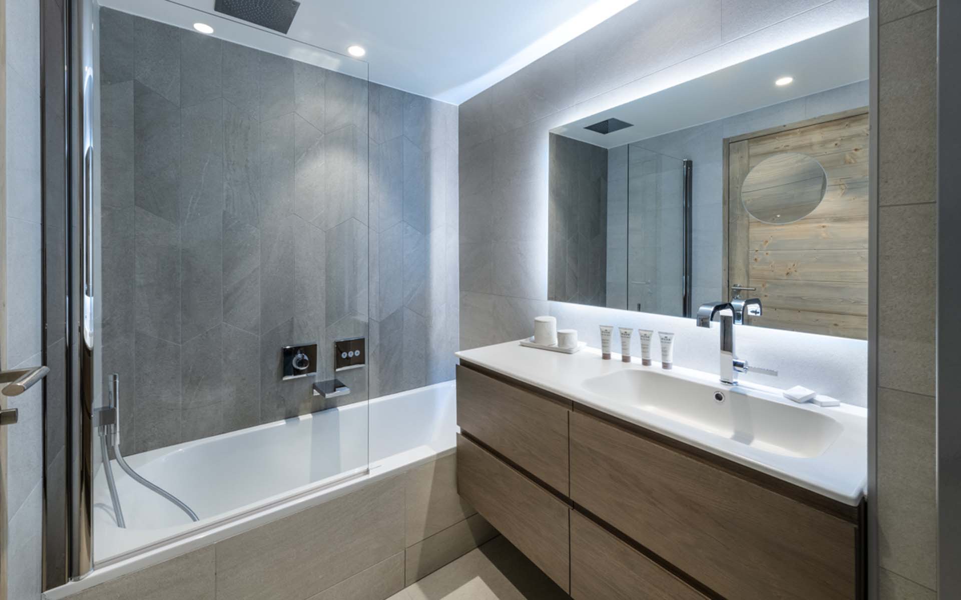 Vail Lodge Apartment A11, Val d’Isère