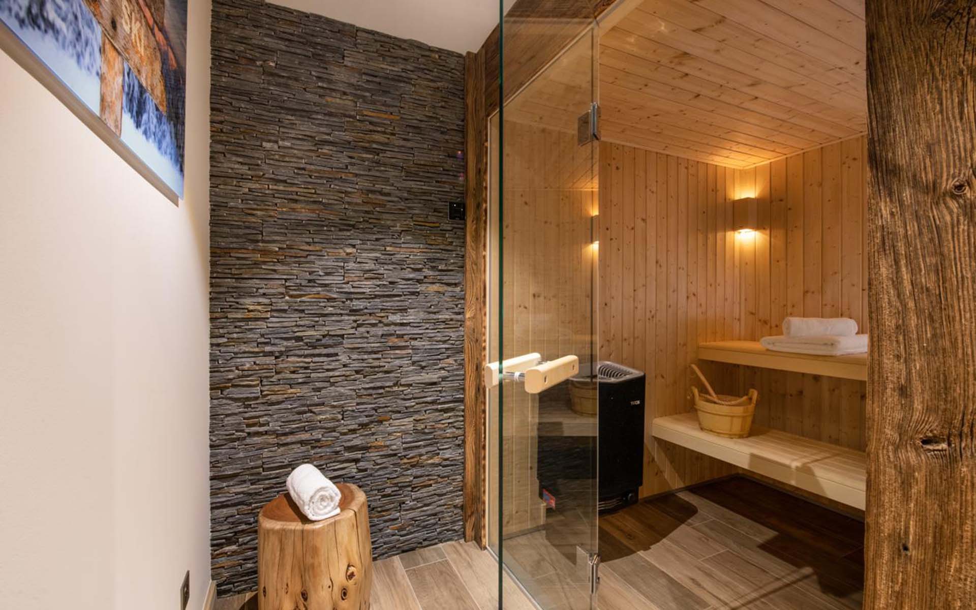 Mammoth Lodge Penthouse D15, Courchevel 1650