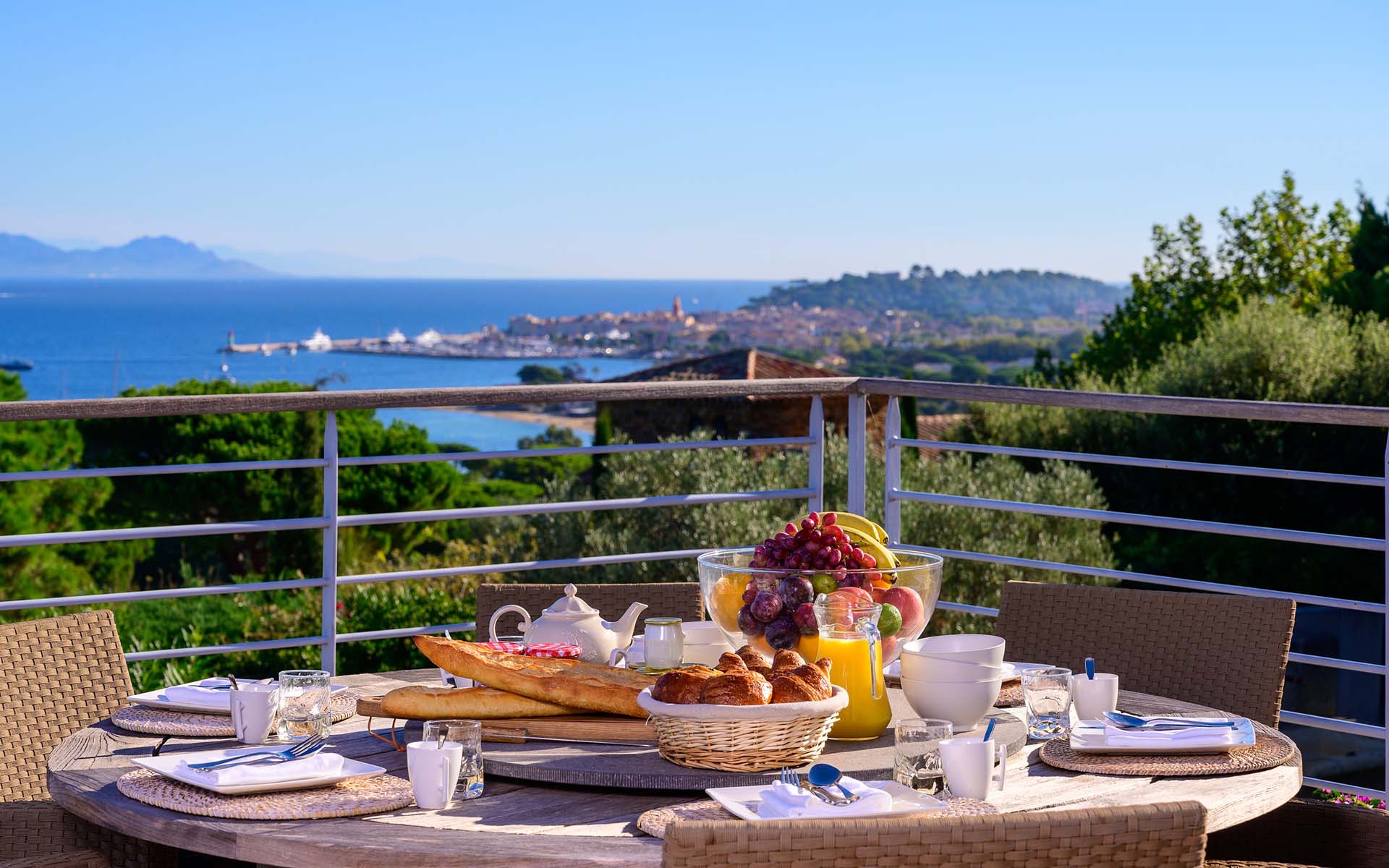 Article Spotlight on: Saint Tropez