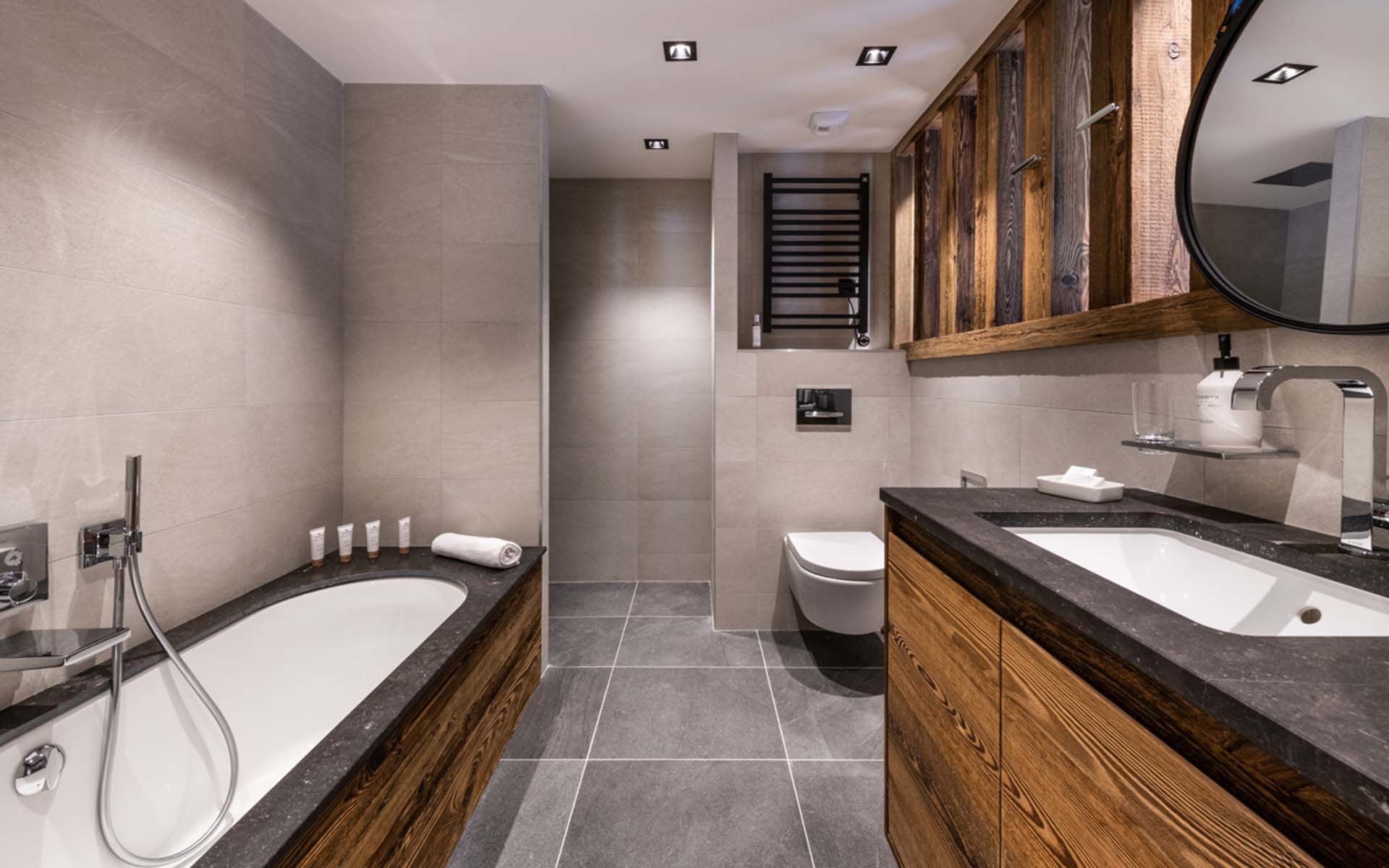 Vail Lodge Apartment B32, Val d’Isère